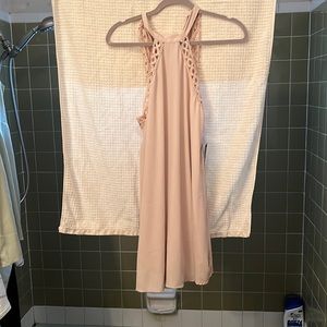 Pretty light pink , low back lulus dress